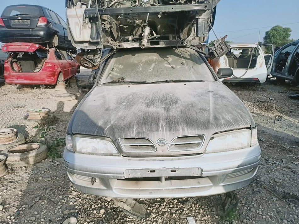 Capô | Nissan Primera Berlina (P11)