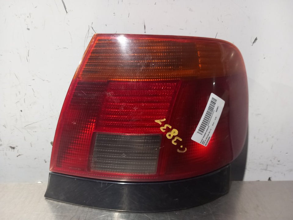Farolim traseiro direito | Audi A4 Berlina (B5)