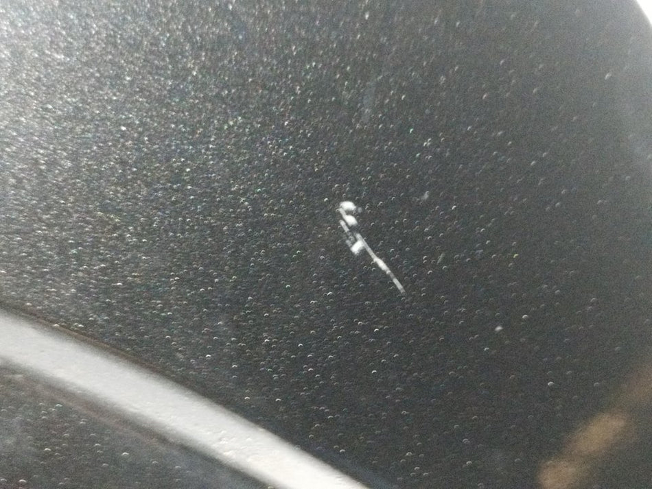 Guarda-lamas frontal esquerdo | Nissan Qashqai (J10)
