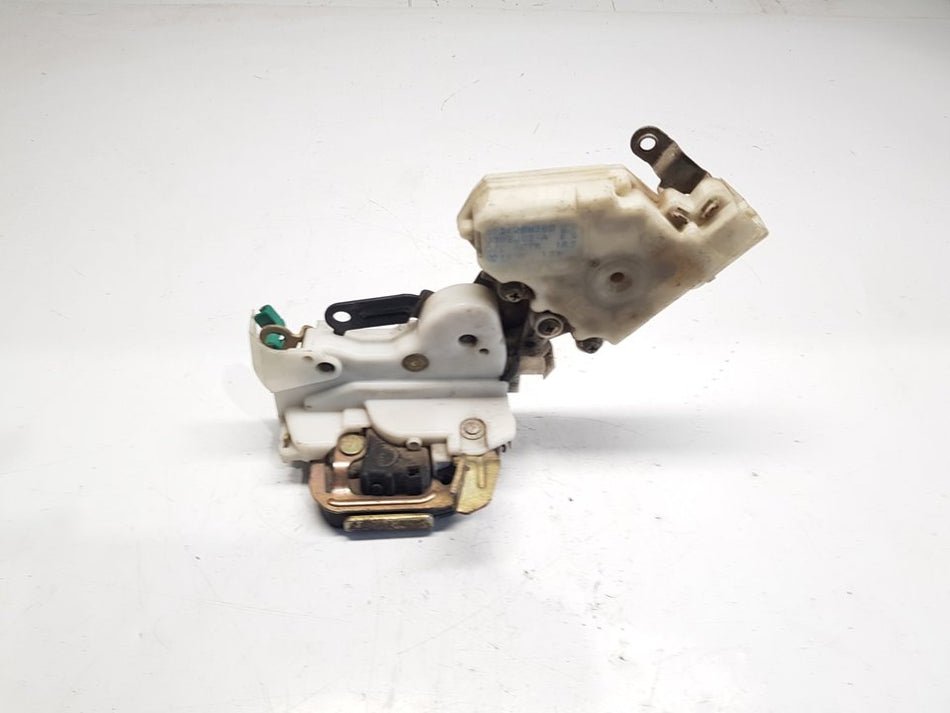 Fechadura porta traseira direita | Nissan Almera (N16/E)