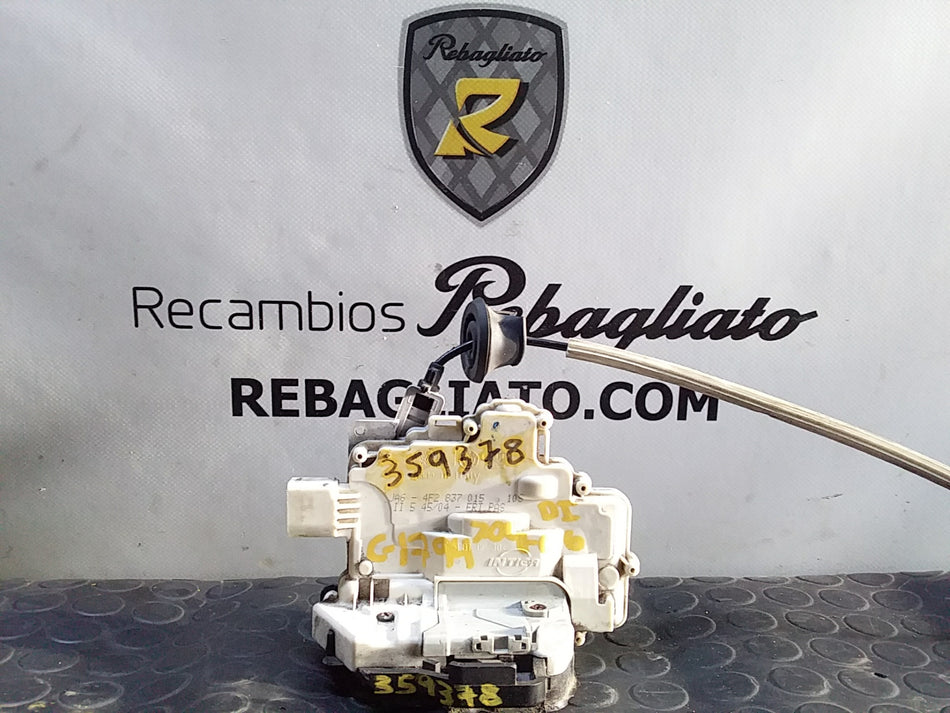 Fechadura porta frontal esquerda | Audi 6 Berlina (4F2)