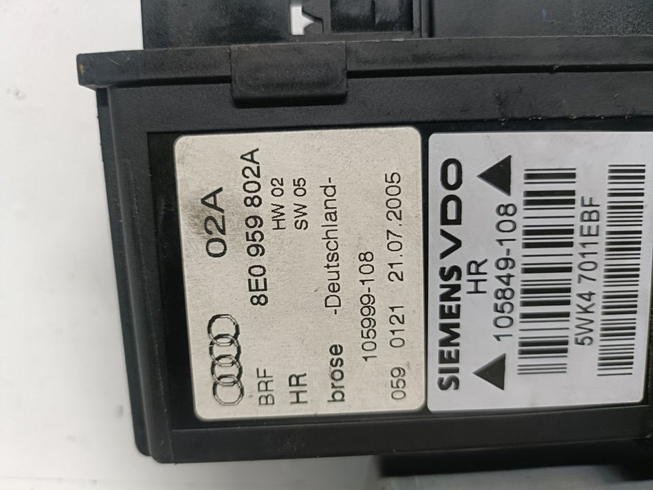 Motor do elevador frontal direito | Audi A4 Avant (8E)