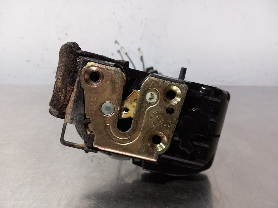 Fechadura porta traseira esquerda | Nissan Murano (Z50)