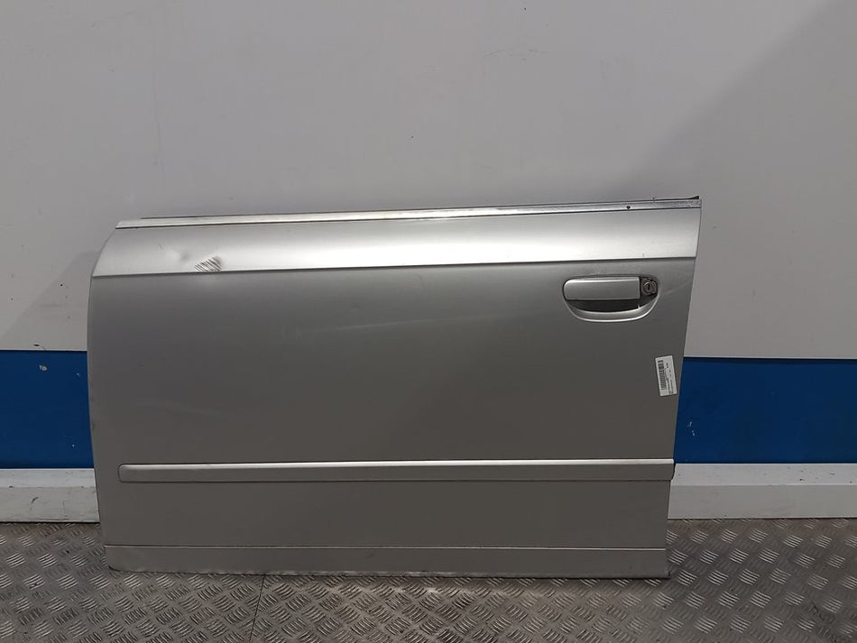 Porta frontal esquerda | Audi A4 Avant (8E)