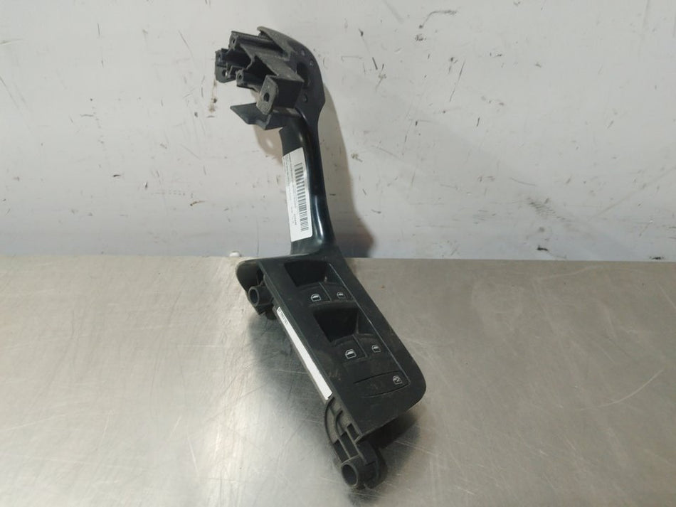 Interruptor do vidro frontal esquerdo | Audi 6 Berlina (4F2)
