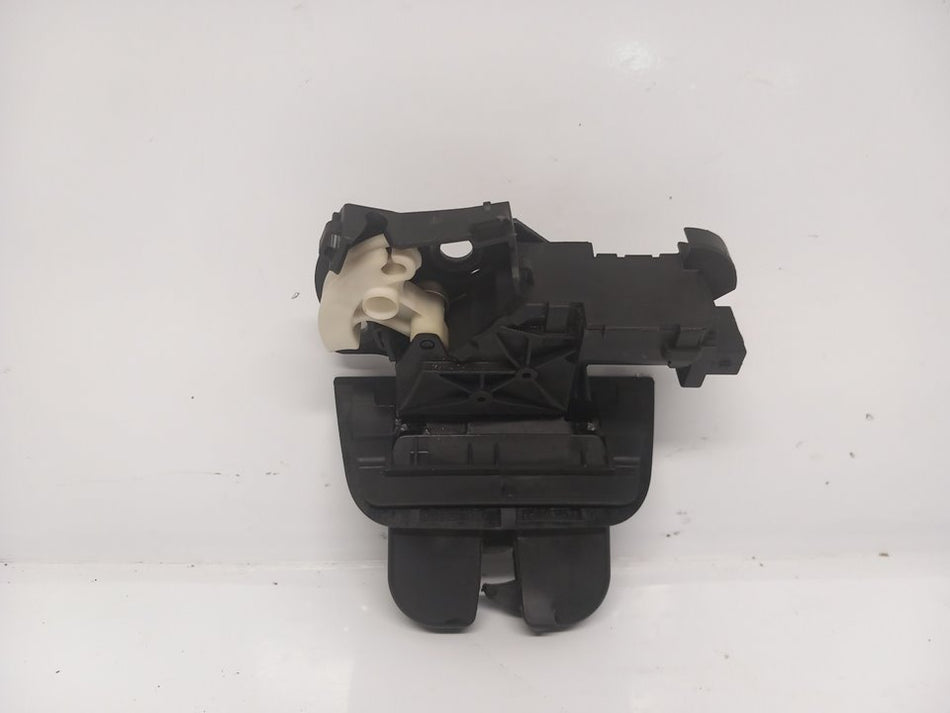 Fechadura porta da mala | Audi A4 Avant (8E)