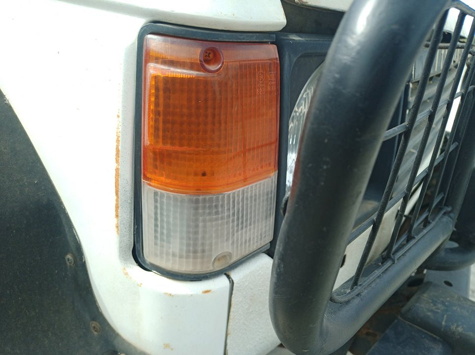 Pisca frontal direito | Mitsubishi Pajero (L040)