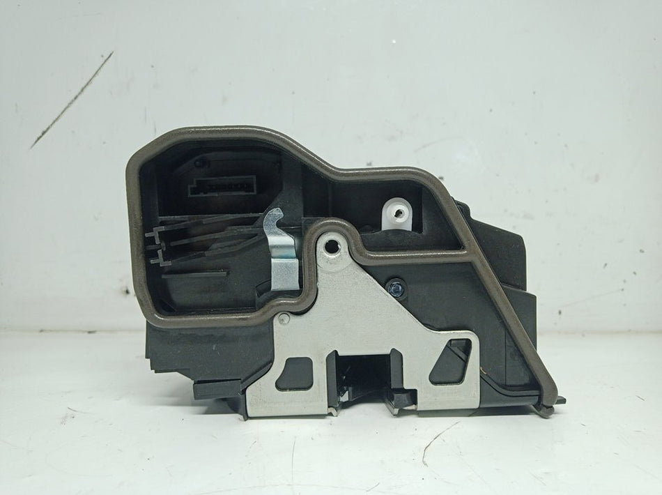 Fechadura porta frontal direita | BMW Série 5 Berlina (F10)