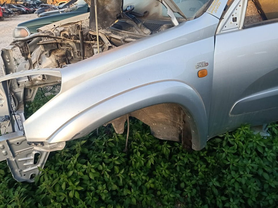 Guarda-lamas frontal esquerdo | Toyota R4V4 (A2)