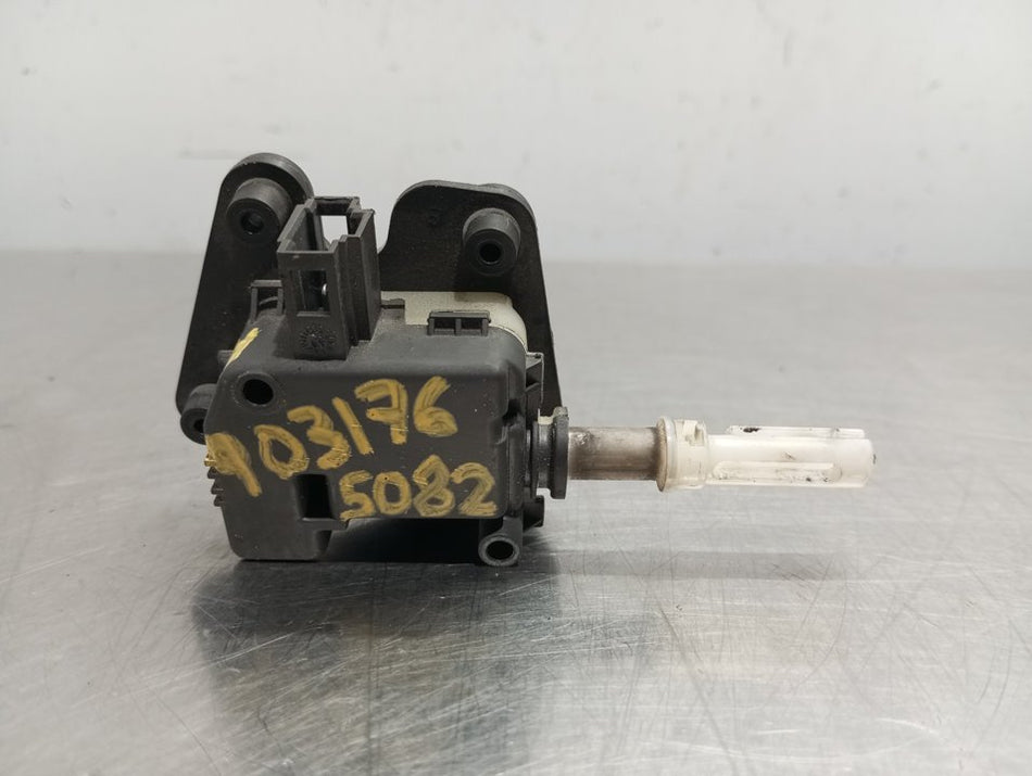 Motor da fechadura da porta da mala | Audi A3 (8P1)