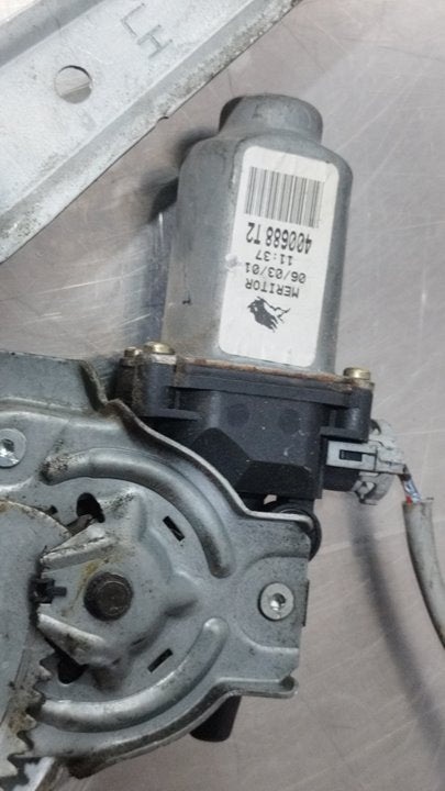 Elevador dos vidros traseiro esquerdo | Nissan Almera (N16/E)
