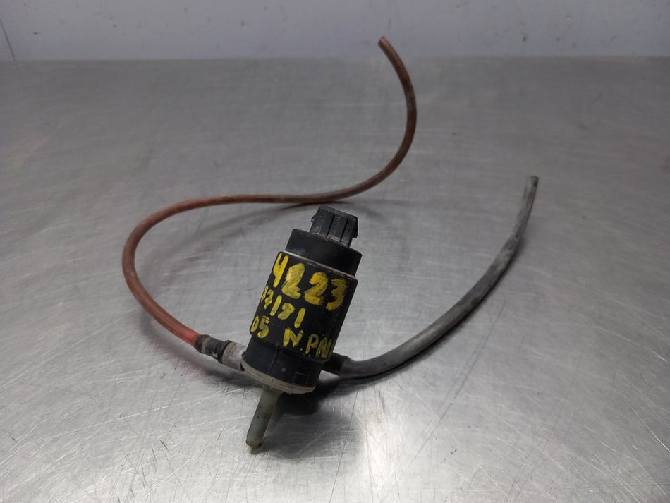 Bomba de limpa-vidros | Nissan Primera Berlina (P12)