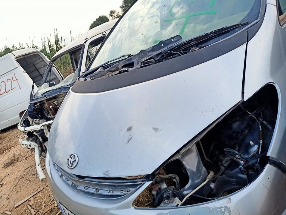 Capô | Toyota Previa (R30)