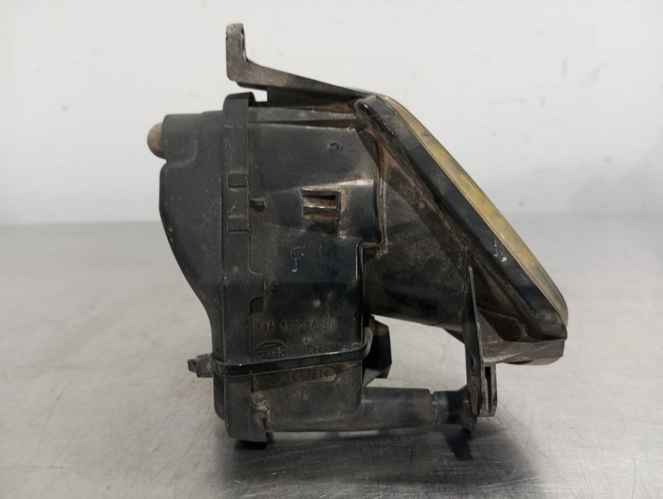 Farol de nevoeiro esquerdo | Audi A3 (8P1)