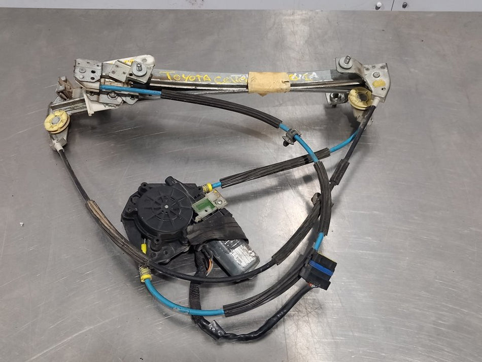 Fechadura porta traseira direita | Toyota Auris (E18)