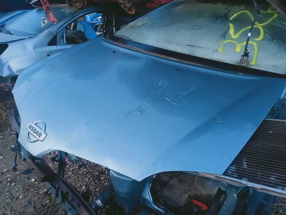 Capô | Nissan Almera Tino (V10M)